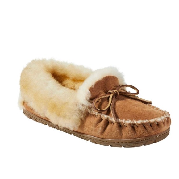 L.L. Bean Shoes - NWT NIB L.L. Bean Women Wicked Good Genuine Shearling Moccasin Slipper (7)